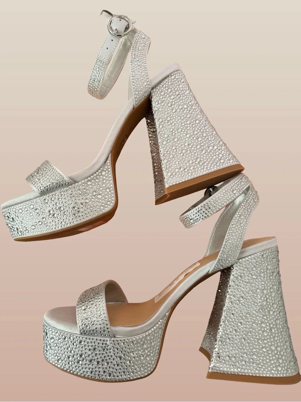 NIB GB Genna-Z Silver Rhinestone Platform Chunky Heels Size 6.5